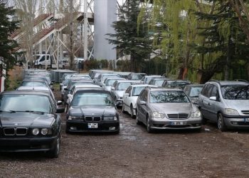 45 ilde kaçak oto baskınları: 150 gözaltı, 219 firari