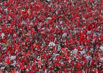 Fransa’da Seçim Heyecanı: 3 Kentte Daha Sandık Açılıyor