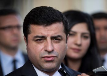 Selahattin Demirtaş: “Kılıçdaroğlu’na Gönülden Destek Verilmesini Arzu Ederim”