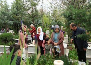 HDP, MEBYA – DER ve ANYAKAY-DER’den mezarlık ziyareti