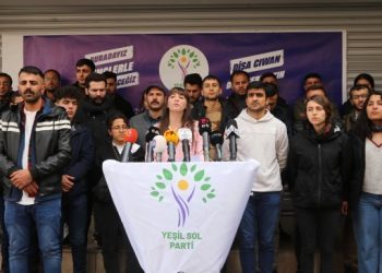 Gençler seçim startını verdi: Sandıkları Yeşil Sol’a boyayacağız