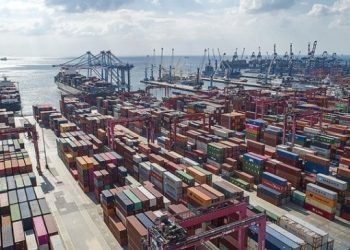 Dış ticaret açığı ilk çeyrekte 34,7 milyar dolar