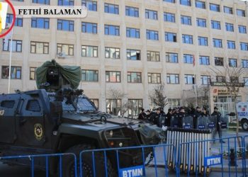 Vali-kayyım işçinin ölümünden sorumlu tutulan yardımcısına siper oldu