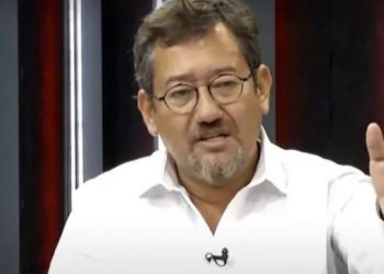 Gazeteci Serdar Akinan gözaltına alındı