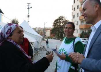 Depremzedelerden Yeşil Sol’a: İlk günden beri yanımızdaydınız