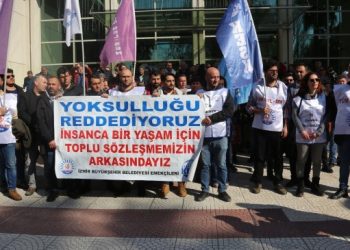 İZBB işçilerinden TİS eylemi