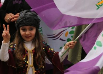 Yeşil Sol’un çalışmaları dört bir yandan sürüyor