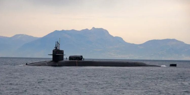 ABD nükleer denizaltısını Orta Doğu'ya gönderdi