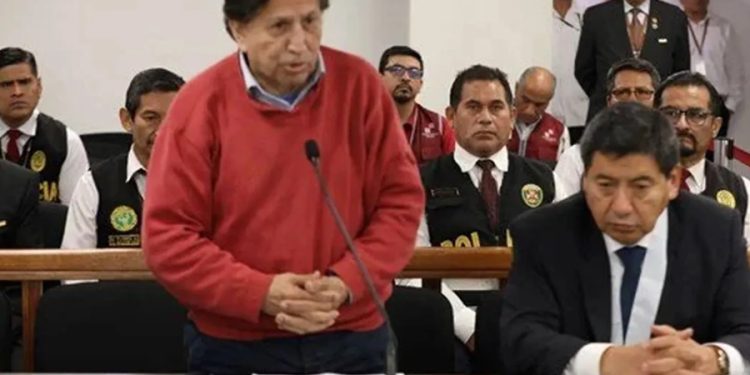 ABD, yolsuzlukla suçlanan eski başkanı ülkesine iade etti