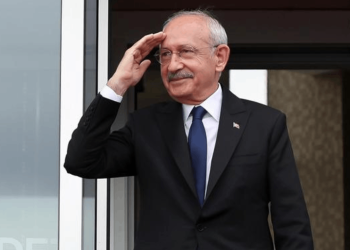 AKP heyeti DSP'yi ziyaret etti: DSP'li 74 eski bakan ve vekil Kılıçdaroğlu'na desteğini açıkladı