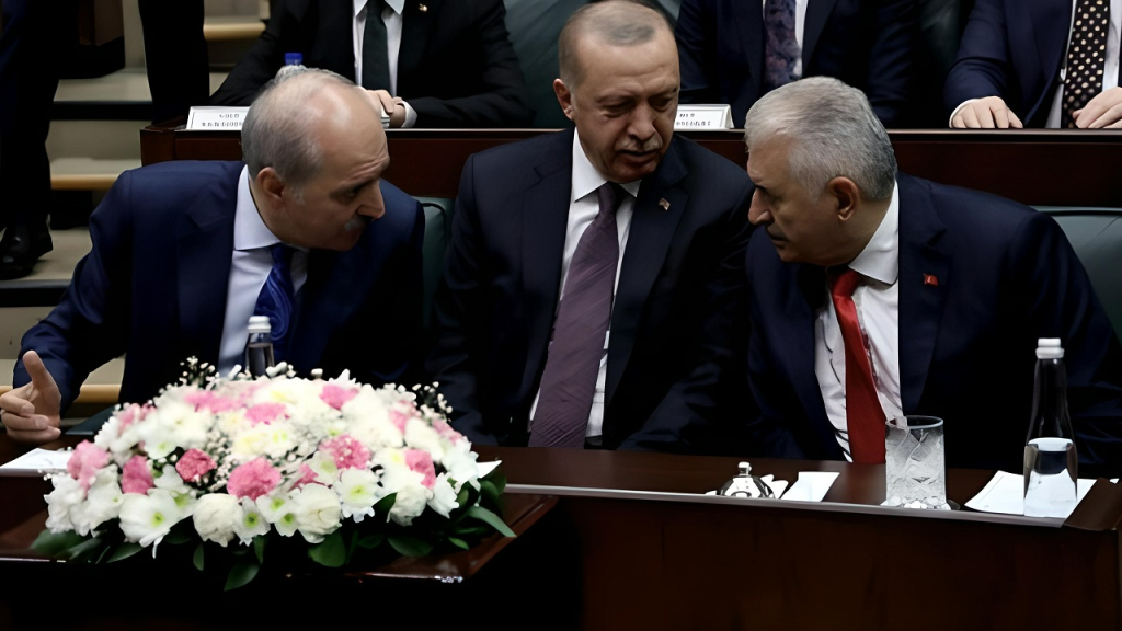 AKP karıştı: Numan Kurtulmuş ve Binali Yıldırım arasında 'üç dönem' kavgası!