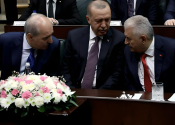 AKP karıştı: Numan Kurtulmuş ve Binali Yıldırım arasında 'üç dönem' kavgası!