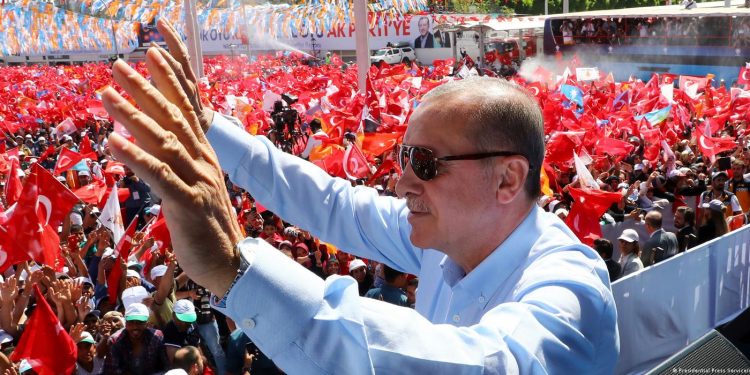 AKPM: Zor bir seçim ortamı olacak