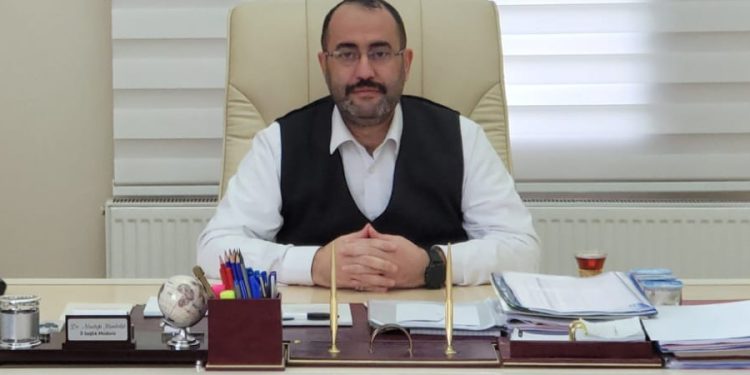 AKP’den aday olan eski Hatay İl Sağlık Müdürü hakkında yakalama kararı çıkarıldı