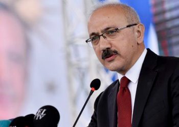 AKP’li Lütfi Elvan, Erdoğan’la çelişti: Enflasyon ancak iki yılda tek haneye düşebilir