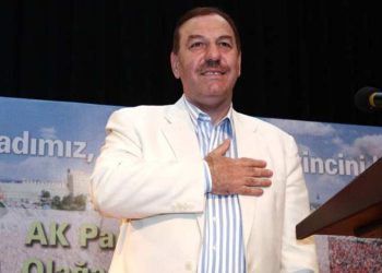 AKP'li Necmi Kadıoğlu "Mağdur oldum" dedi, adaylıktan çekildi