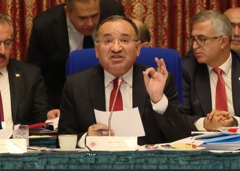 Adalet Bakanı Bekir Bozdağ açıkladı; fahiş kira artışlarına hapis cezası geliyor