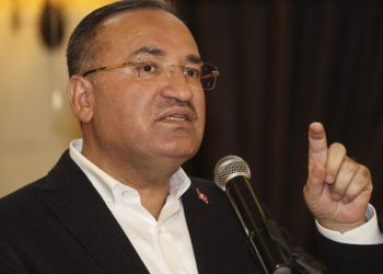 Adalet Bakanı Bozdağ, Abdullah Öcalan ile görüşme iddiasını yalanladı: Böyle bir görüşme yoktur; 'Vardır' diyenler yalan söylüyorlar