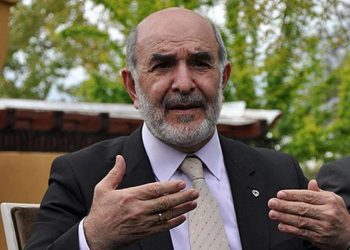 Ahmet Taşgetiren, cemaatlere yüklendi: Zulme varan adaletsizlikler karşısında neden sesiniz çıkmadı?