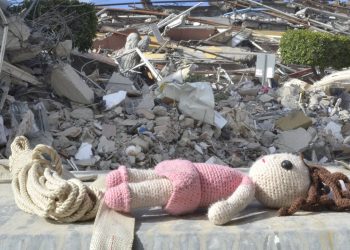 Aile Bakanlığı: 34 depremzede çocuğun kimliği bilinmiyor