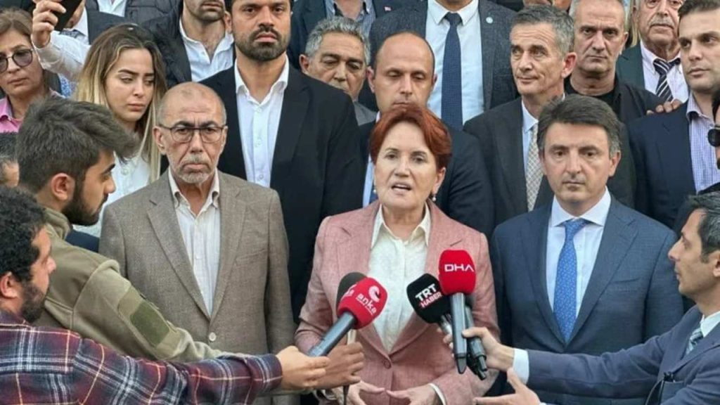 Akşener'den deprem bölgesinde 'Yılan' uyarısı