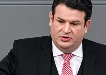 Alman Çalışma Bakanı'ndan asgari ücrete zam sinyali