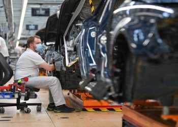 Almanya haftalık çalışmayı dört güne indirmeyi tartışıyor