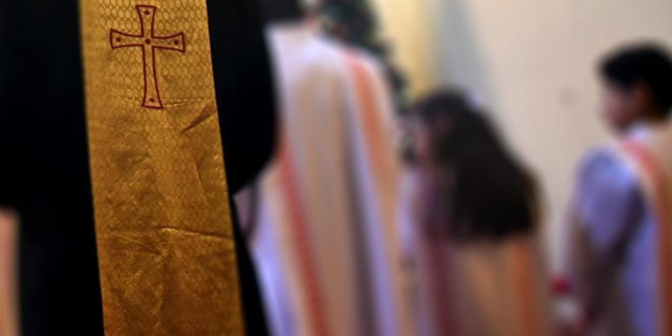 Almanya'da, kiliselerdeki cinsel taciz raporu