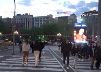 Ankara Valiliği, Erdoğan’ın konuşmasını yayınlamak için Kızılay meydanına led ekran kurdu