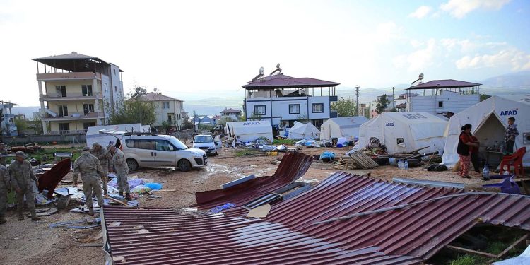 Bakan Koca açıkladı, Pazarcık'taki hortumda: 1 ölü, 50 yaralı