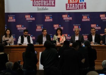 Baş: Kazanımları riske atan tutumlardan uzak duruyoruz