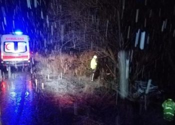 Bayburt’ta otomobil şarampole devrildi: 3 ölü