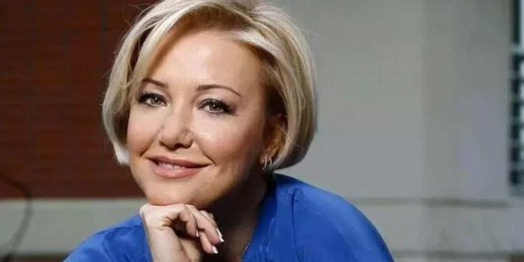 Berna Laçin söylenmez dedi sonrasında ise itiraf etti! Kime oy verecek?