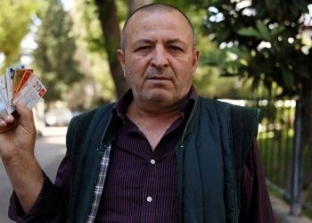 Beş farklı isimle yaşıyor: İki kez askere çağrıldı, cezaevine girdi ve şimdi emekli olamıyor