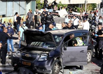 Bir Filistinli, Kudüs'te aracını kalabalığın üzerine sürdü: Beş yaralı