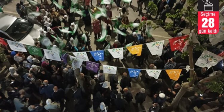 Bismil Yeşil Sol Parti seçim bürosu açıldı, Sevilay Çelenk: Bu yüzyılda artık Kürtler statüsüz kalmayacak