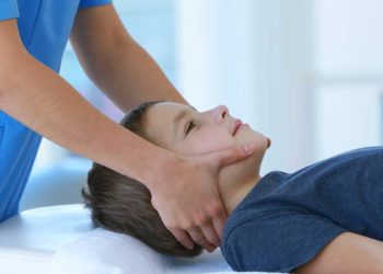 'Bu yaşta normal' deyip geçmeyin: Çocukluk çağı kanserlerinin belirtilerine dikkat