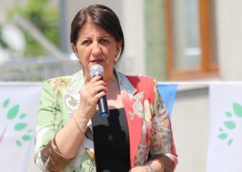 Buldan: Kürt sorununu çözemeyen çözülecek