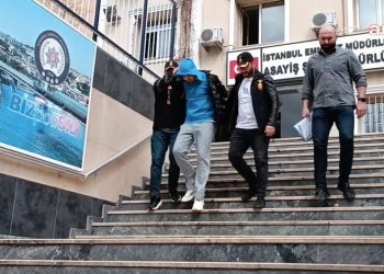 CHP İstanbul İl Başkanlığı yakınlarında havaya ateş eden kişi tutuklandı