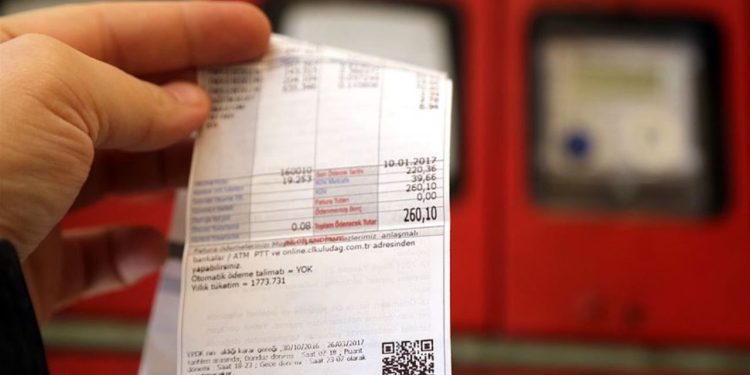 CHP'li Ahmet Akın: Yedi haneden biri faturasını ödeyemiyor