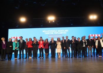 CHP dün Yenimahalle Nazım Hikmet Kültür Merkezi’nde Ankara milletvekili adaylarını halka tanıttı.