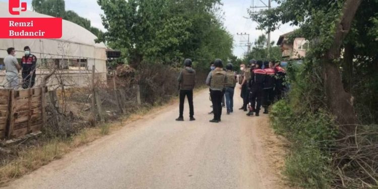 Çanakkale'de kavga: Çağrılan jandarma bir kişiyi öldürdü