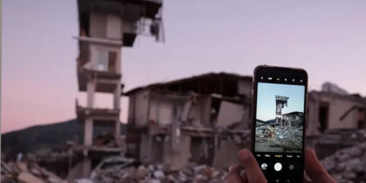 Cep telefonları depremi önceden haber verebilir mi?