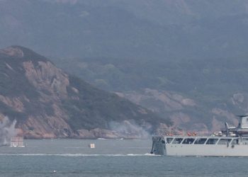 Çin, Tayvan liderinin ABD temaslarına öfkeli: Ada çevresinde askeri tatbikat başlattı