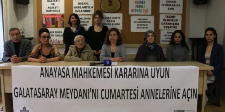 Cumartesi Anneleri’nden polislere suç duyurusu