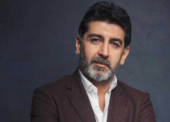'Cumhurbaşkanına hakaret'le suçlanan yazar Levent Gültekin beraat etti