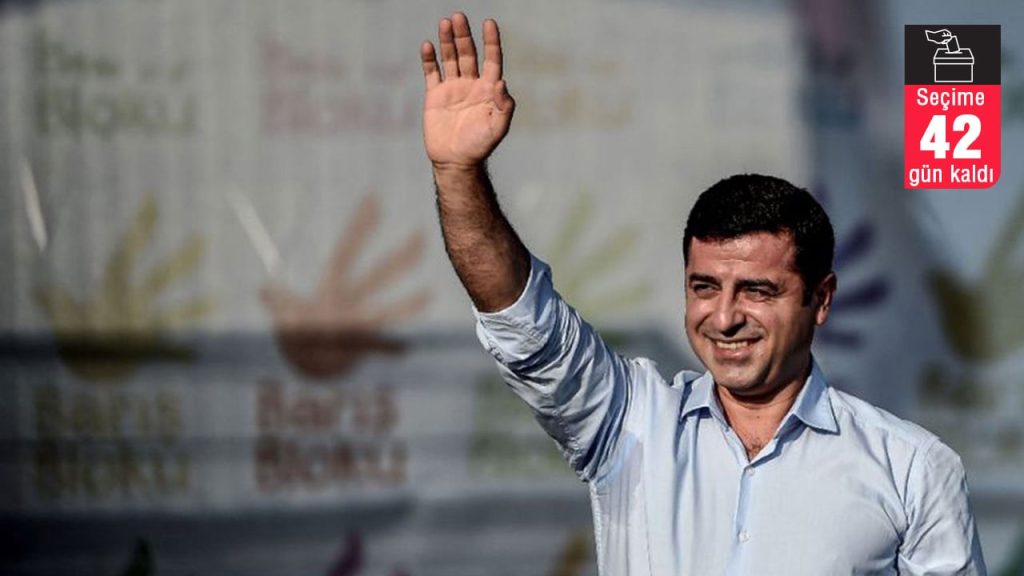 Demirtaş bu kez gençlere seslendi: 'Kafana takılan bir şey olduğunda bana yaz lütfen'