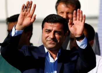 Demirtaş'tan 'Erdoğan sayesinde' akımına destek: Hepimiz Mahir'iz