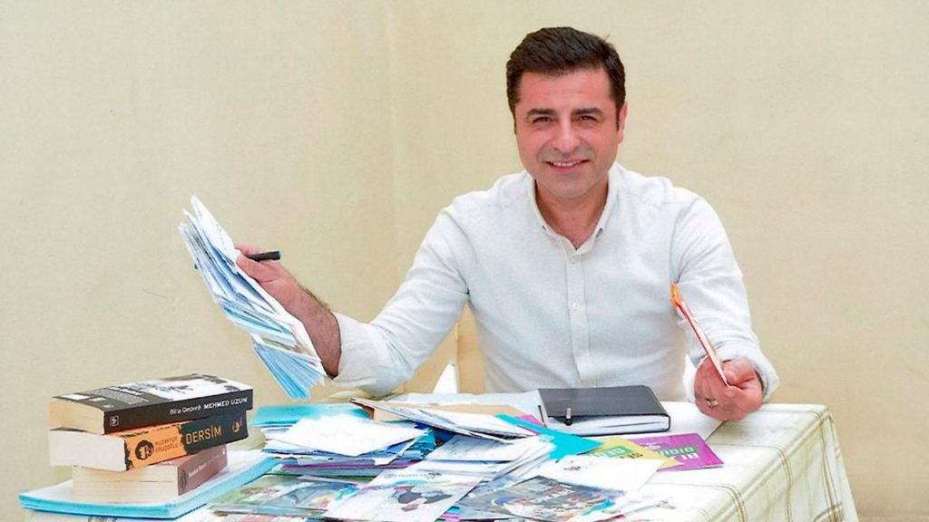 Demirtaş'tan TOGG paylaşımı: Olmuş mu Mahir?