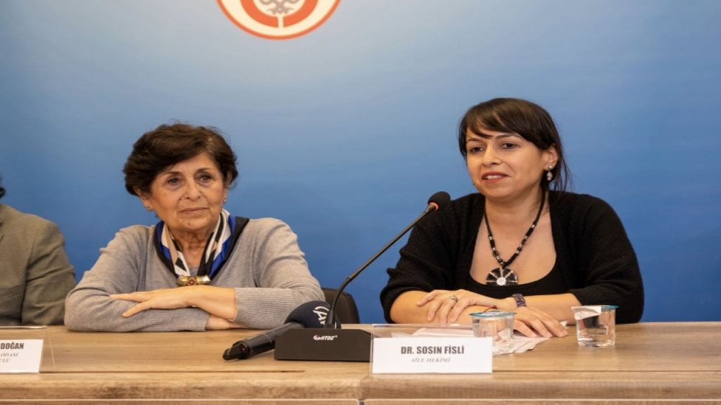 Deprem bölgesine gönüllü giden doktora soruşturma açıldı